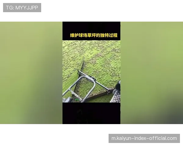球场洒水系统使用频率可能增加 草面温度调控成场地维护重点